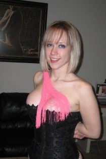 , 23  female escort, toronto